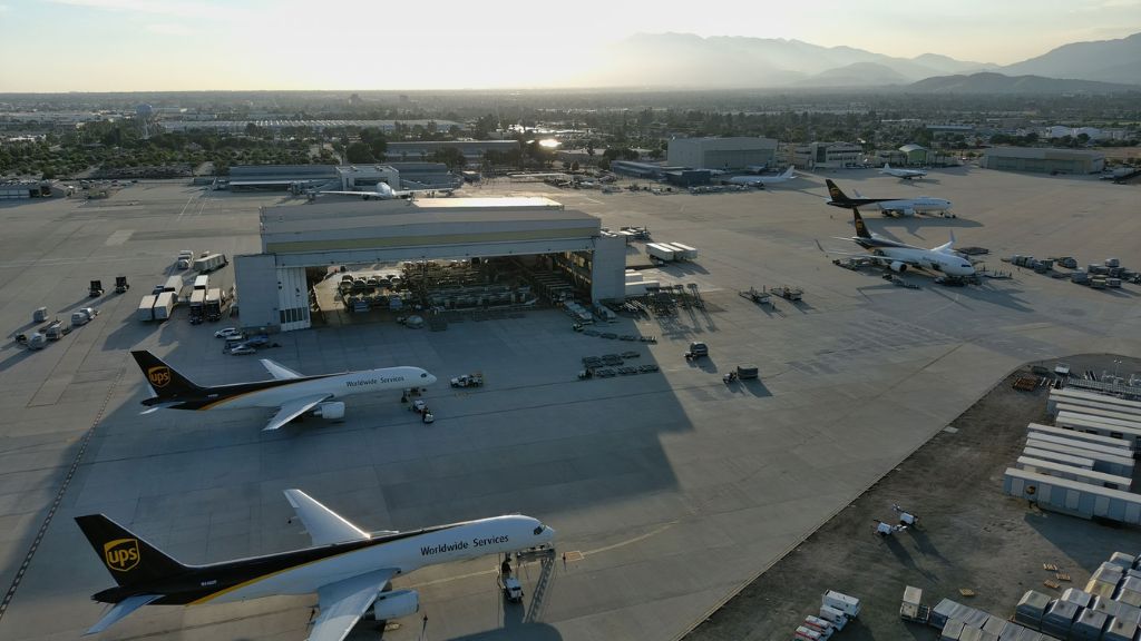 Breeze Airways San Bernardino International Airport – SBD Terminal