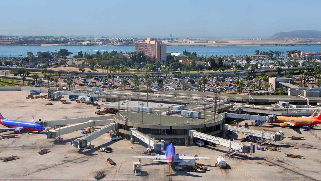 Breeze Airways San Diego International Airport – SAN Terminal