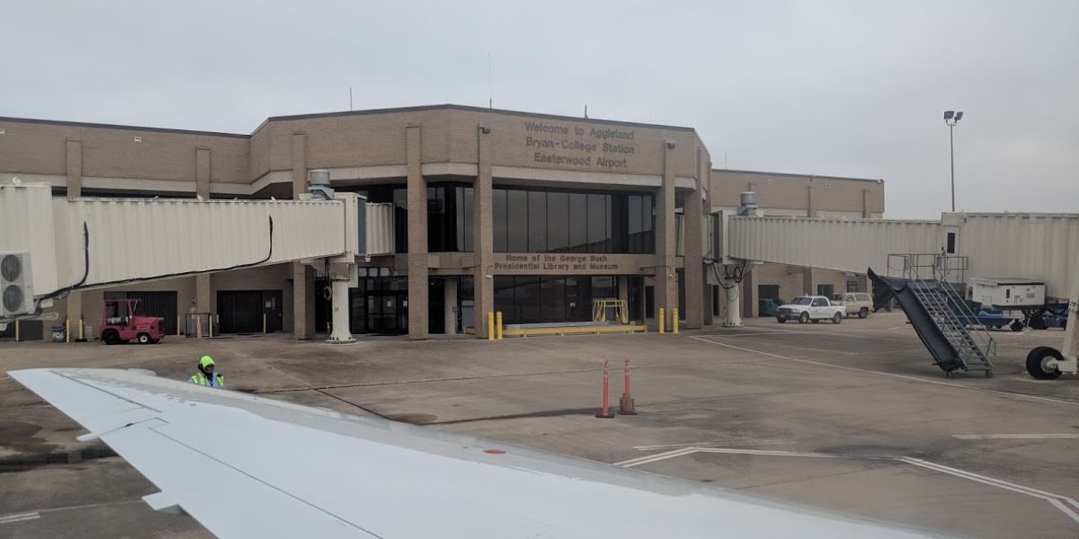 United Airlines Easterwood Airport – CLL Terminal
