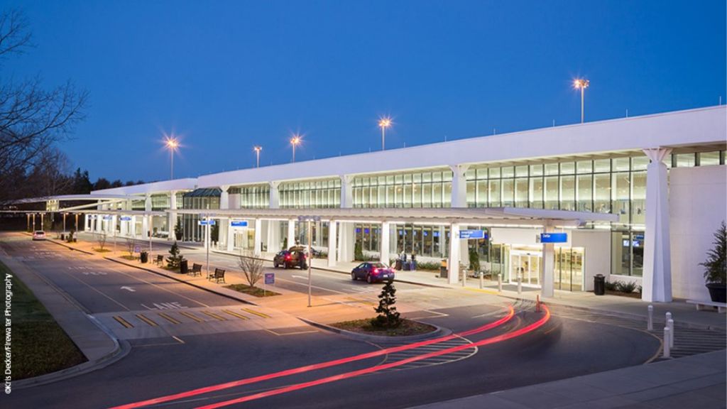 United Airlines Greenville Spartanburg International Airport – GSP Terminal