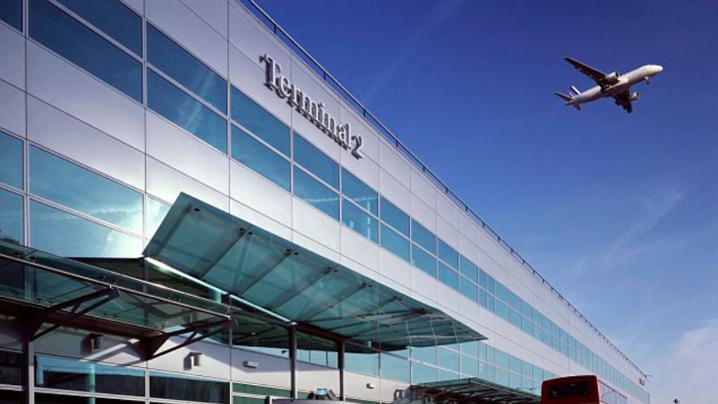 United Airlines Heathrow International Airport – LHR Terminal