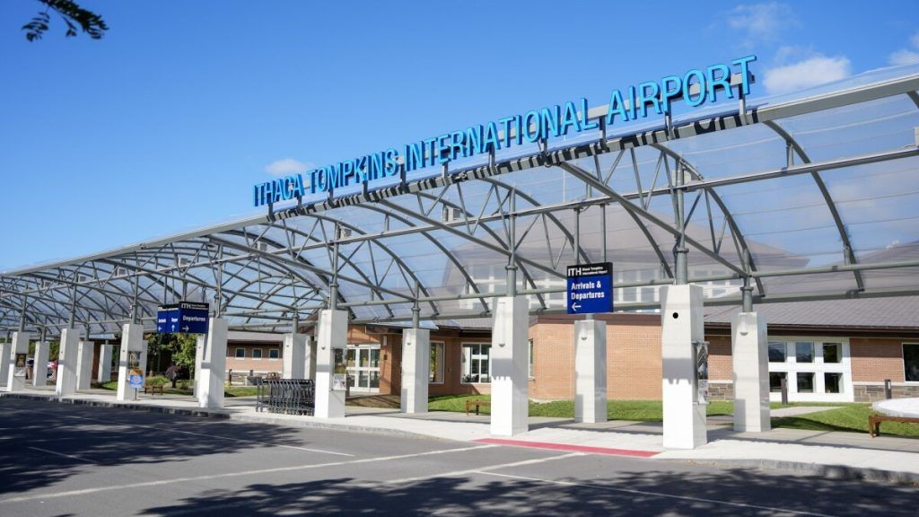 United Airlines Ithaca Tompkins International Airport – ITH Terminal