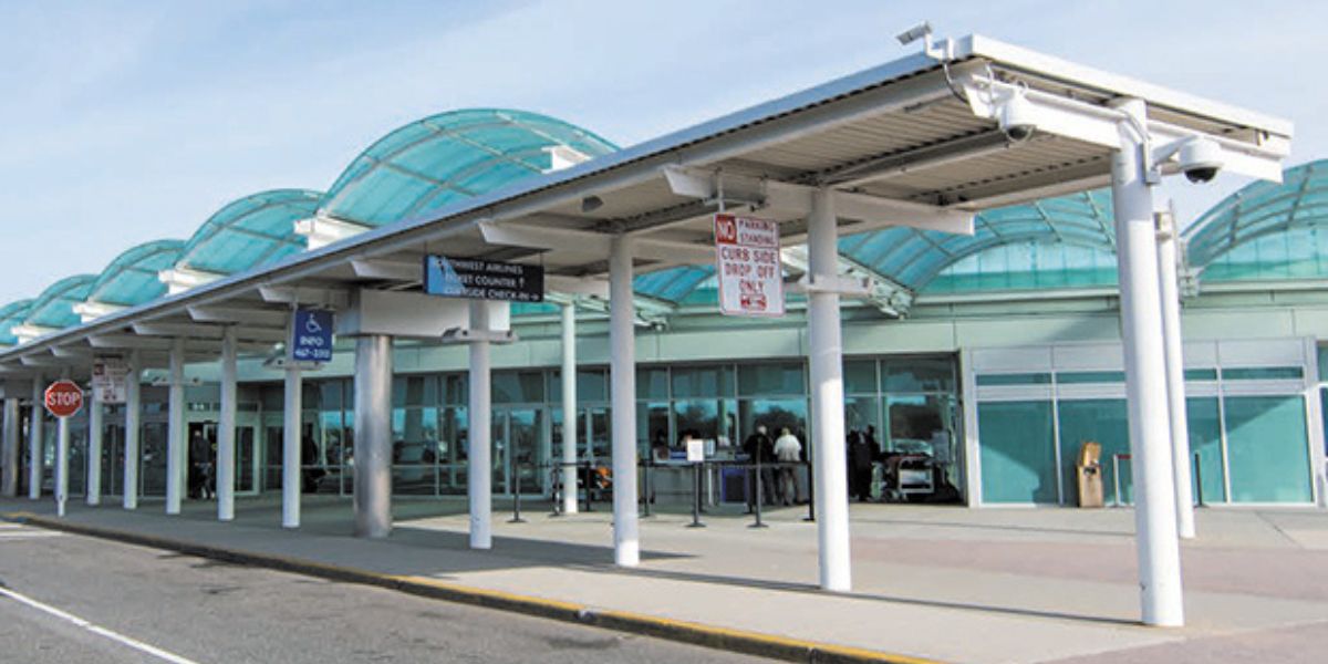 United Airlines Long Island MacArthur Airport – ISP Terminal