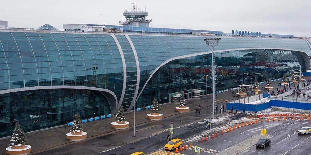 United Airlines Moscow Domodedovo Mikhail Lomonosov Airport – DME Terminal