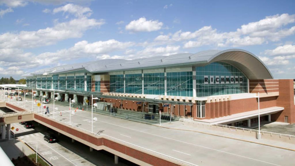 Breeze Airways Richmond International Airport – RIC Terminal