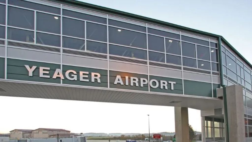Breeze Airways West Virginia International Yeager Airport – CRW Terminal