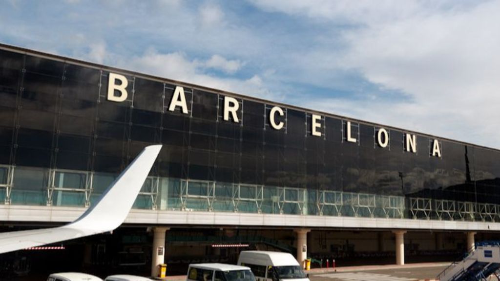United Airlines Josep Tarradellas Barcelona El Prat Airport  – BCN Terminal