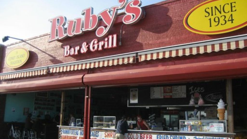 Ruby’s Bar & Diner