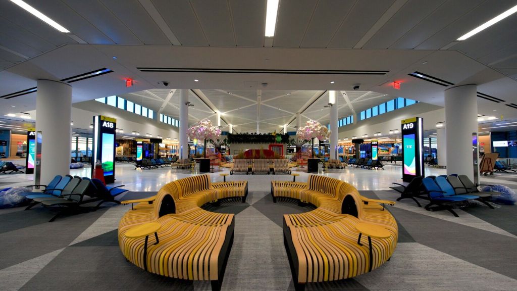 Alaska Airlines Newark Liberty International Airport – EWR Terminal