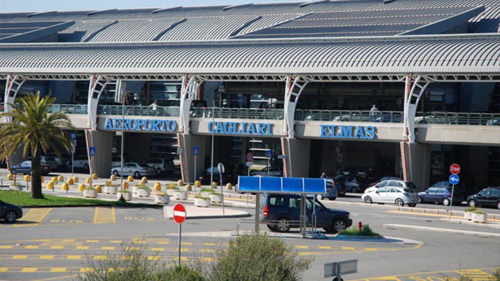 Smartwings Cagliari Elmas International Airport – CAG Terminal