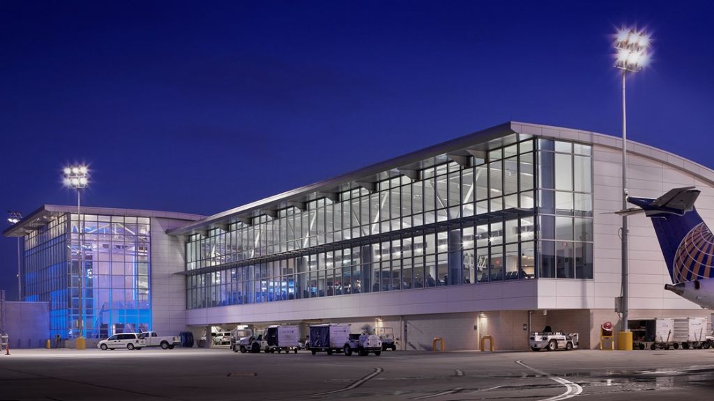 Viva Aerobus Houston George Bush Intercontinental Airport – IAH Terminal