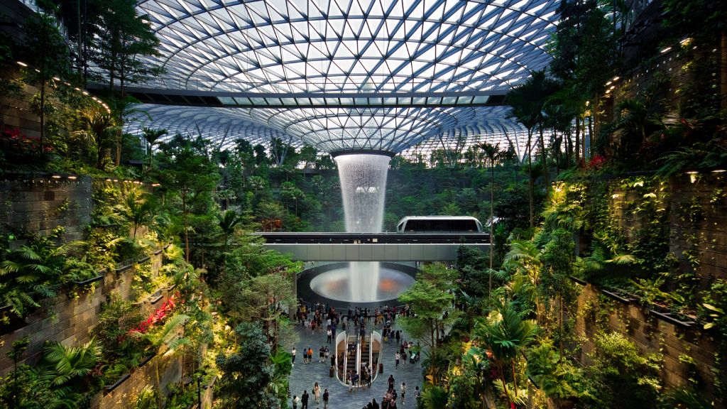 Hainan Airlines Singapore Changi Airport – SIN Terminal