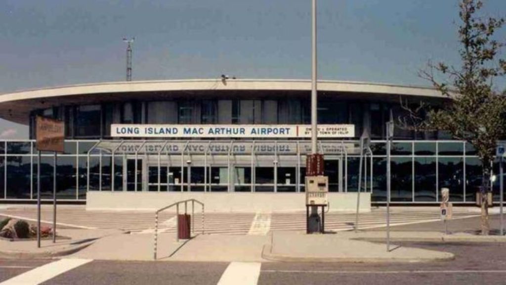 Allegiant Air Long Island MacArthur Airport – ISP Terminal