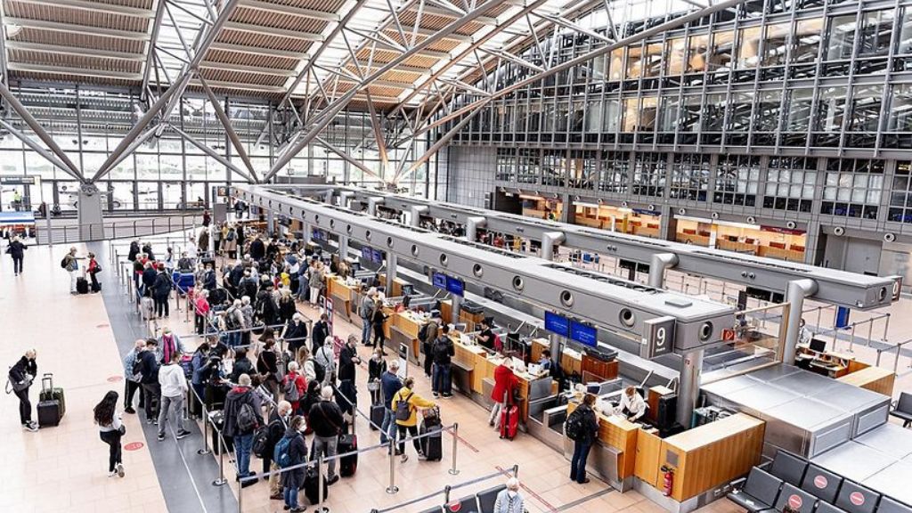 Icelandair Hamburg Airport – HAM Terminal