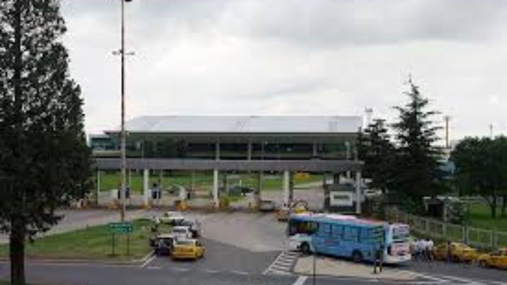 Aerolineas Argentinas Ingeniero Aeronautico Ambrosio LV Taravella International Airport – COR Terminal