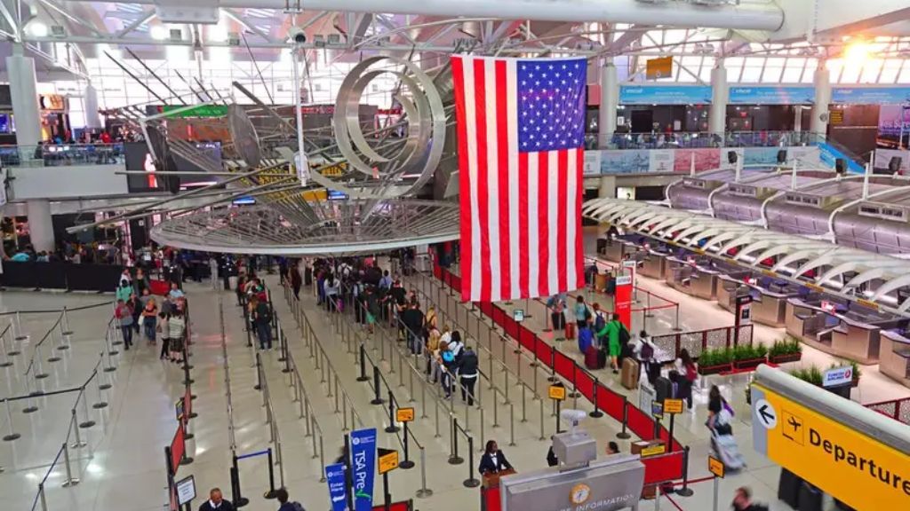 Cayman Airways John F. Kennedy International Airport – JFK Terminal