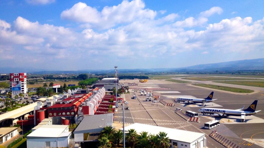 Aegean Airlines Lamezia Terme International Airport – SUF Terminal