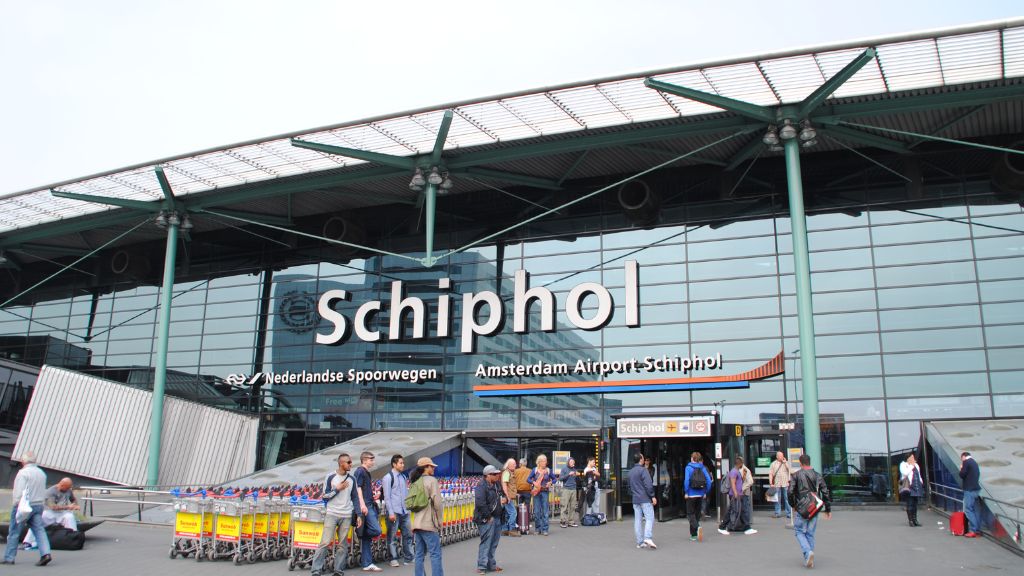 Aeroflot Amsterdam Airport Schiphol – AMS Terminal