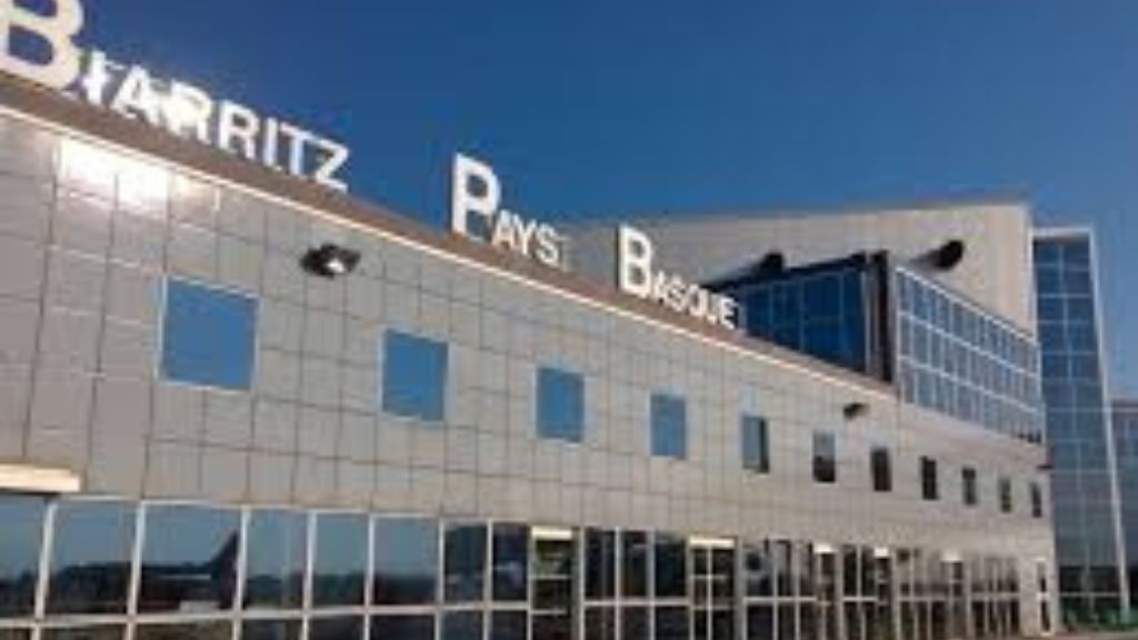 Swiss Airlines Biarritz Airport – BIQ Terminal