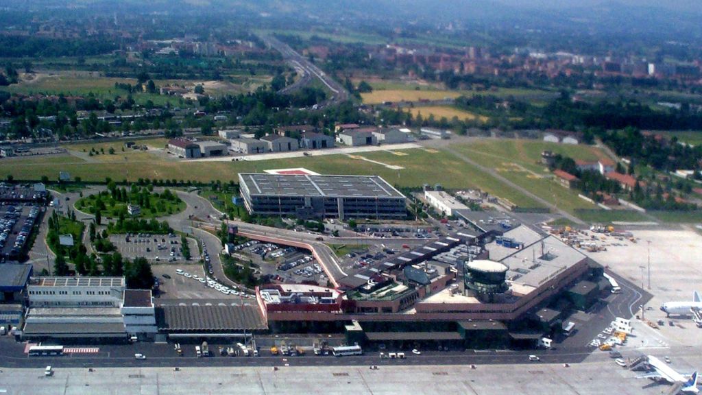 Lufthansa Airlines Bologna Guglielmo Marconi Airport – BLQ Terminal