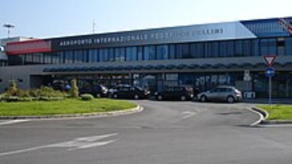 Lufthansa Airlines Federico Fellini International Airport – RMI Terminal