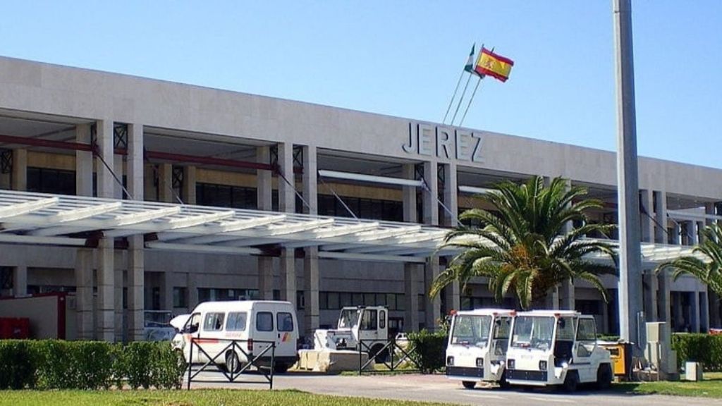 Contour Airlines Jerez Airport – XRY Terminal