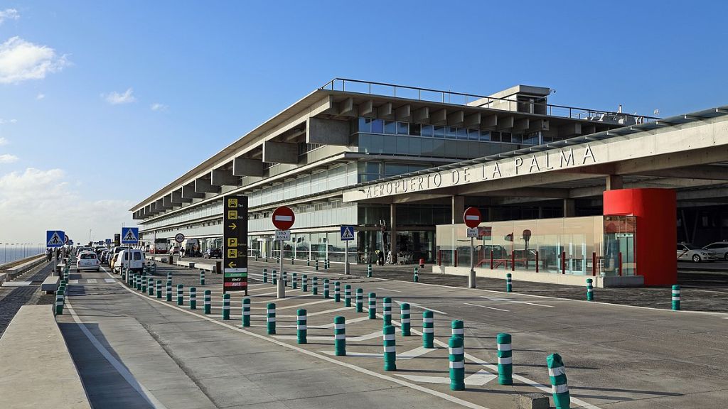 Contour Airlines La Palma Airport – SPC  Terminal