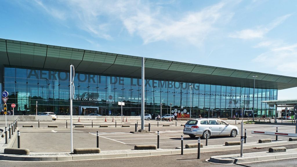 Lufthansa Airlines Luxembourg Airport – LUX Terminal