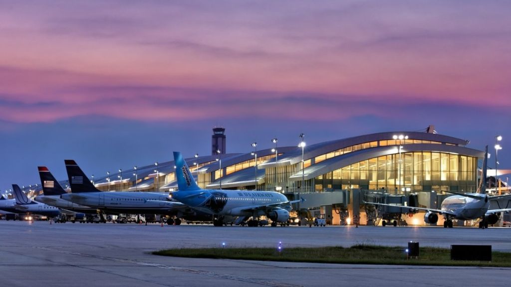 Lufthansa Airlines Raleigh-Durham International Airport – RDU Terminal