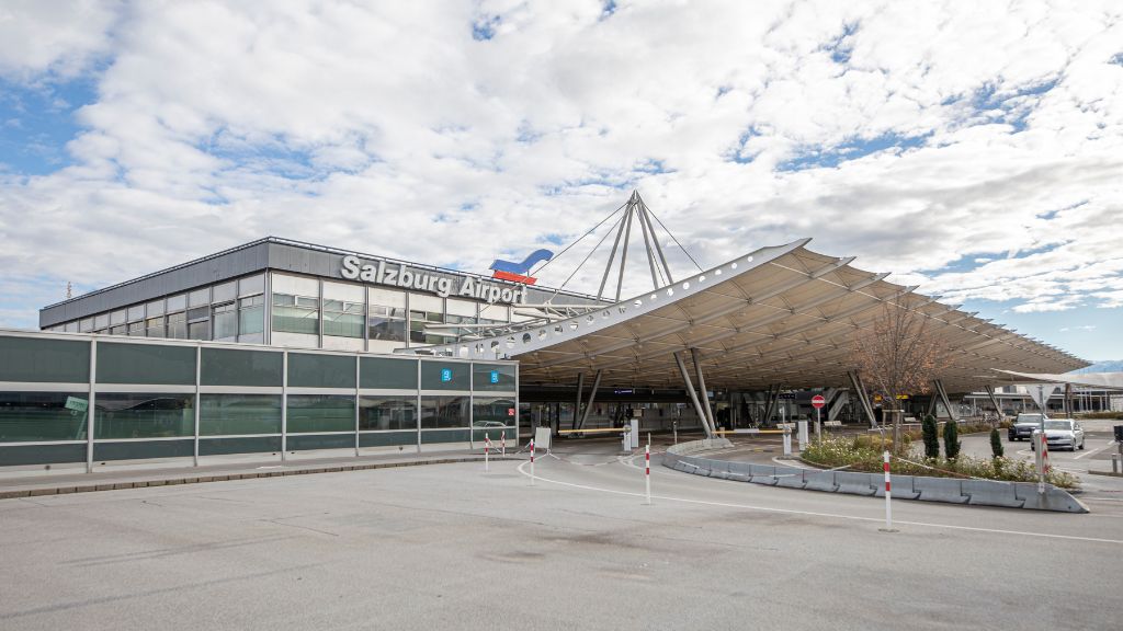 Lufthansa Airlines Salzburg Airport – SZG  Terminal