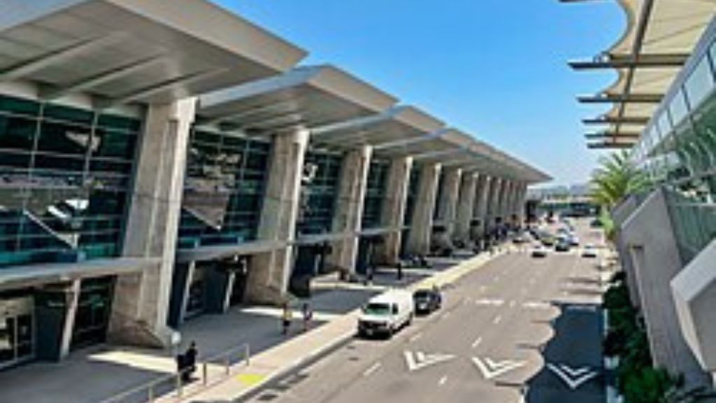 Lufthansa Airlines San Diego International Airport – SAN Terminal