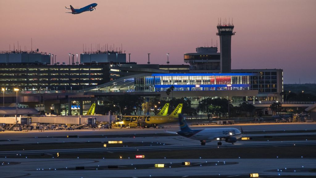 Lufthansa Airlines Tampa International Airport – TPA Terminal