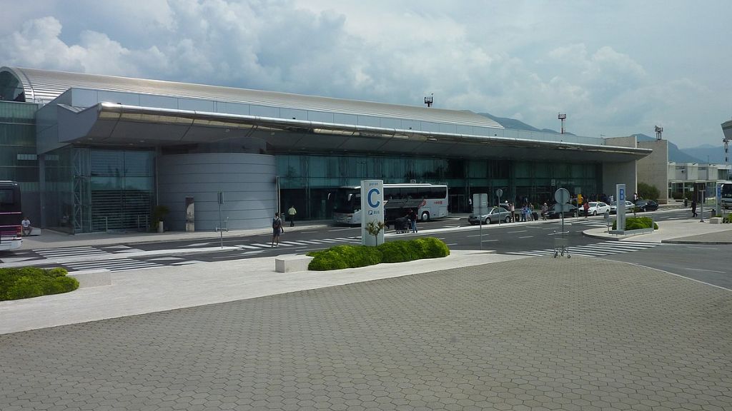 LOT Polish Airlines Dubrovnik Airport – DBV Terminal