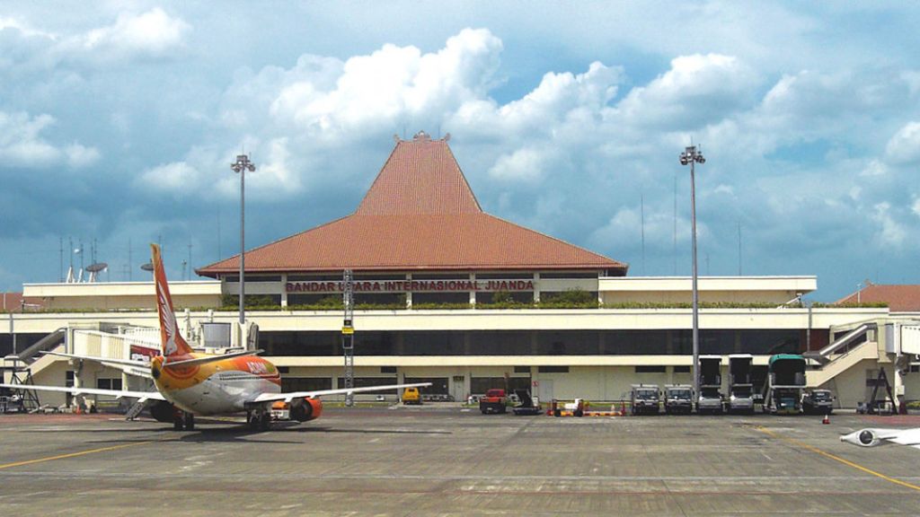 Cathay Pacific Airways Juanda International Airport – SUB Terminal