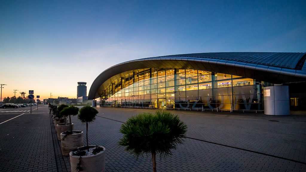 LOT Polish Airlines Rzeszów-Jasionka Airport – RZE Terminal