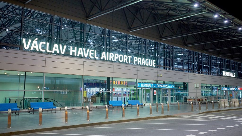 LOT Polish Airlines Václav Havel Airport Prague – PRG Terminal