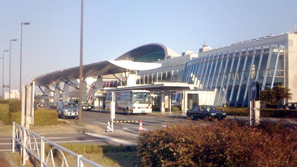 Starlux Airlines Takamatsu Airport – TAK Terminal